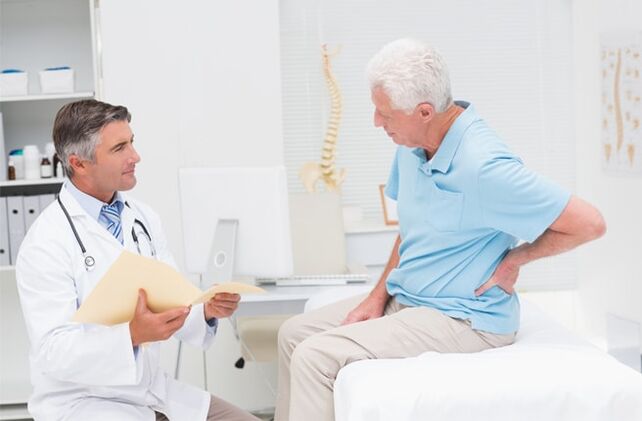 a patient with osteoarthritis at the doctor's appointment
